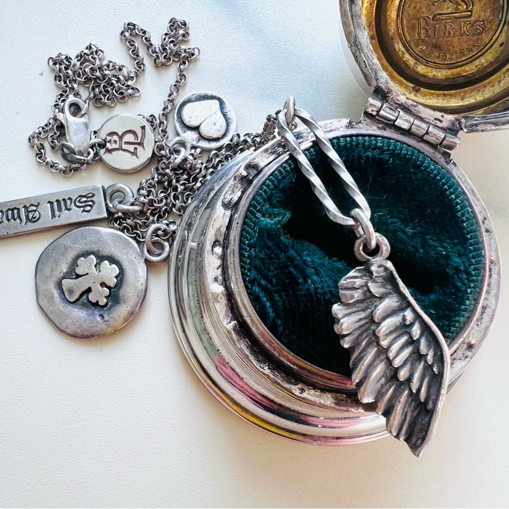 Marvelous RARE Retired Bloodline Design Charm Necklace .925 Sterling Silver - Picture 3 of 14